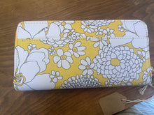Load image into Gallery viewer, Large Yellow Wallet