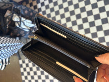 Load image into Gallery viewer, Leopard Cowhide Wallet