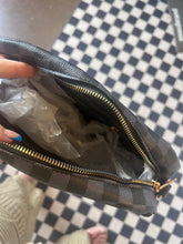 Load image into Gallery viewer, Blk/Gray Checkered Crossbody
