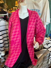 Load image into Gallery viewer, Cardigan: Pink out