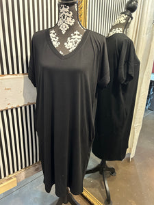 Dress: Black dress with pockets