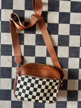 Load image into Gallery viewer, Purse: Brown blk/white check
