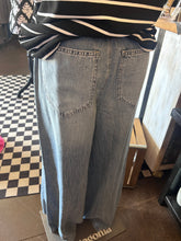 Load image into Gallery viewer, Jeans: Jada Judies