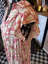 Load image into Gallery viewer, Dress: Darling Cream and Pink