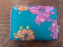 Load image into Gallery viewer, Small Jade Floral Wallet