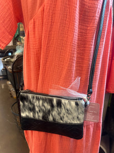 Bag: Cowhide Crossbody