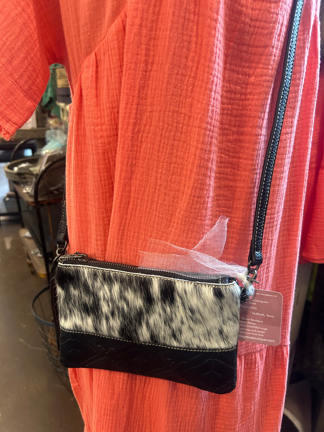 Bag: Cowhide Crossbody
