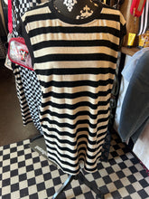 Load image into Gallery viewer, Dress: Lake Babe
