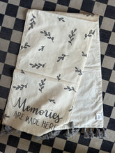 Load image into Gallery viewer, Table Runner: Memories