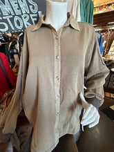 Load image into Gallery viewer, Top: Oversized Tanner