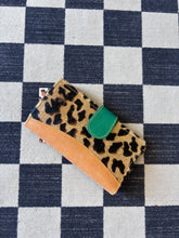 Load image into Gallery viewer, Leopard/Colorful inside wallet