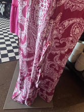 Load image into Gallery viewer, Pants: Raspberry Paisley