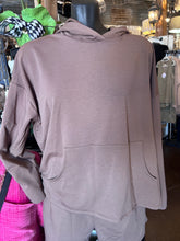 Load image into Gallery viewer, Top: Coco Pullover