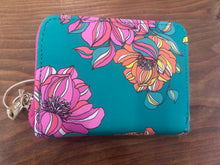 Load image into Gallery viewer, Small Jade Floral Wallet