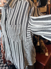 Load image into Gallery viewer, Gray Stripes Top