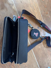 Load image into Gallery viewer, Black Tech Crossbody