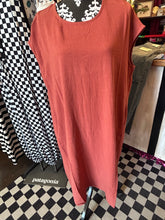 Load image into Gallery viewer, Dress: Avery