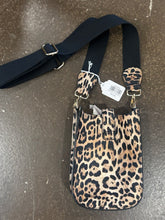 Load image into Gallery viewer, Crossbody: Leopard