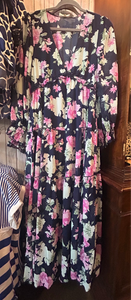 Dress: Floral maxi